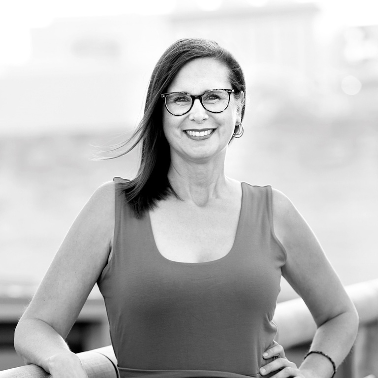 picture of Shannon Yost in Black and White